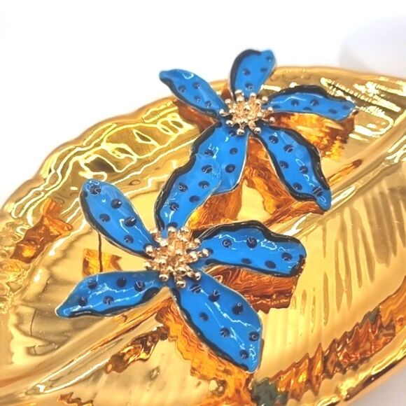 New ZARA tropical flower stud earrings - Picture 6 of 10